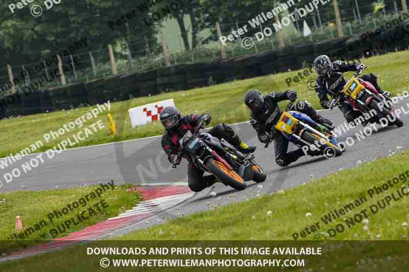 cadwell no limits trackday;cadwell park;cadwell park photographs;cadwell trackday photographs;enduro digital images;event digital images;eventdigitalimages;no limits trackdays;peter wileman photography;racing digital images;trackday digital images;trackday photos